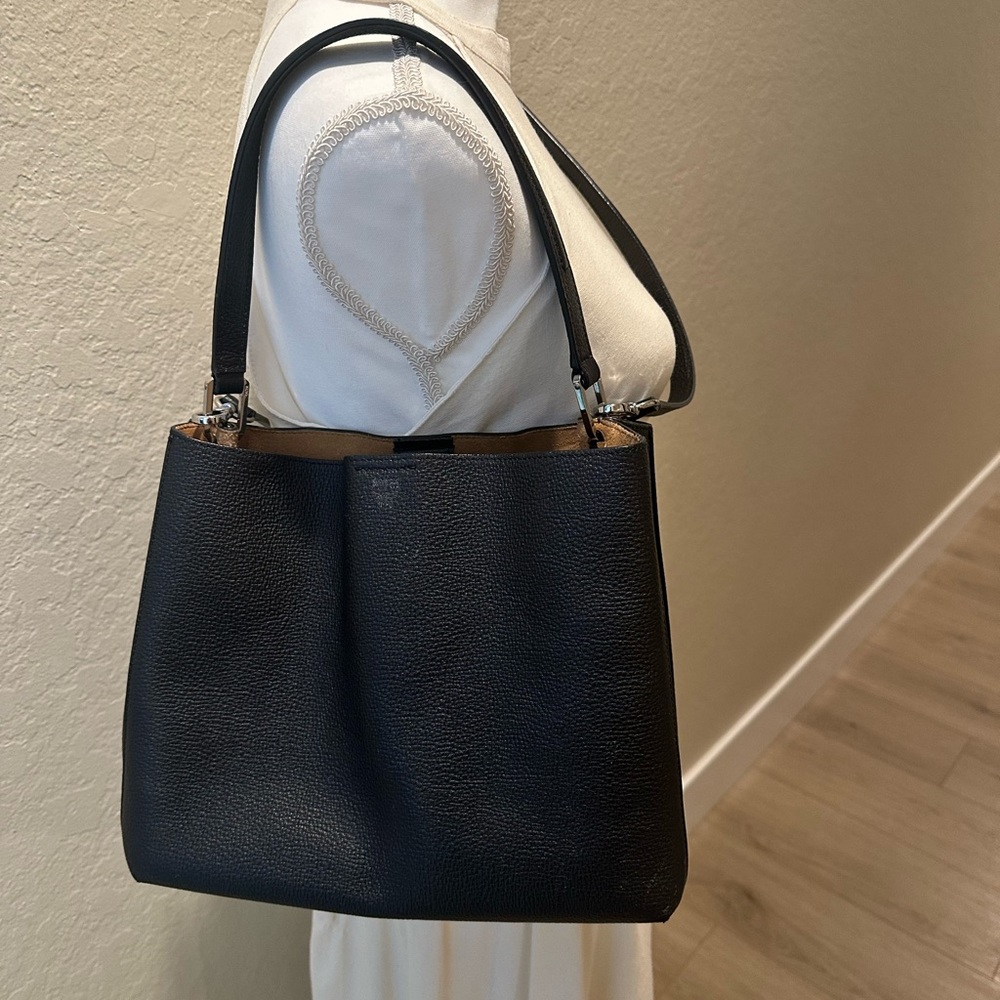 Elegant Black Leather Tote Bag